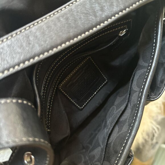 Vintage Coach 1446 Soho Buckle Y2K '04 Black Leather Shoulder Bag - Picture 4 of 5